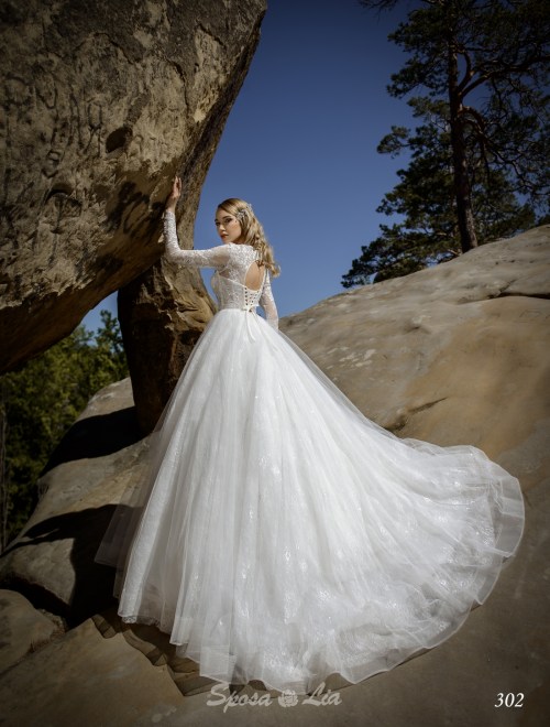 https://www.sposa-lia.com/images/stories/virtuemart/product/302      (3).jpg